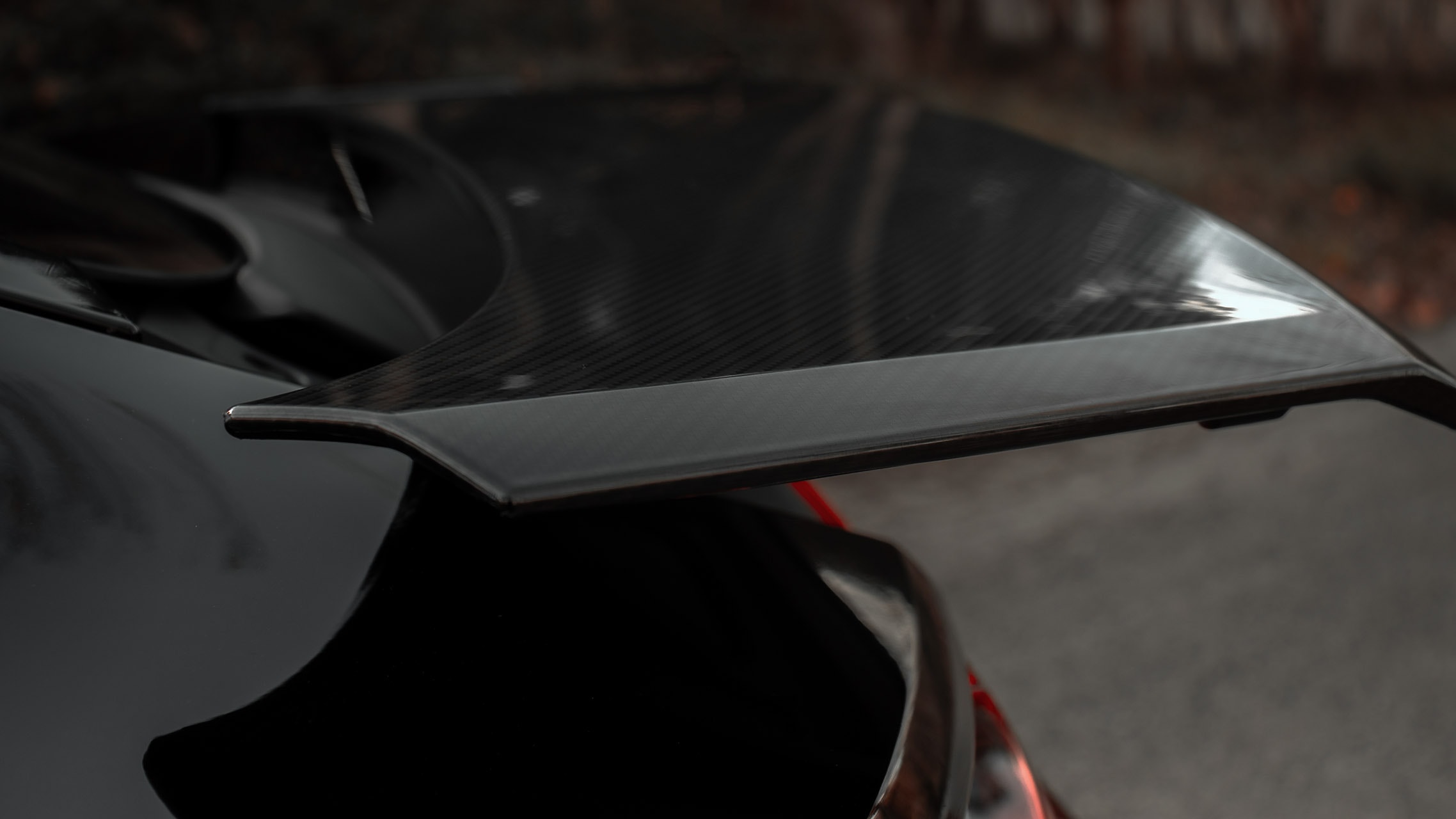 dynoblack-carbon-gloss_2